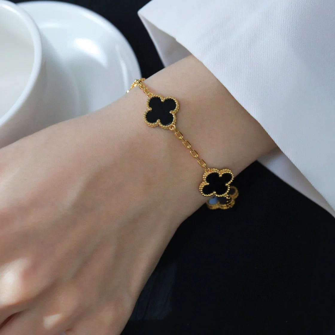 [Super CiCi ] CLOVER 5-MOTIV ONYX ARMBAND KOLLEKTION
