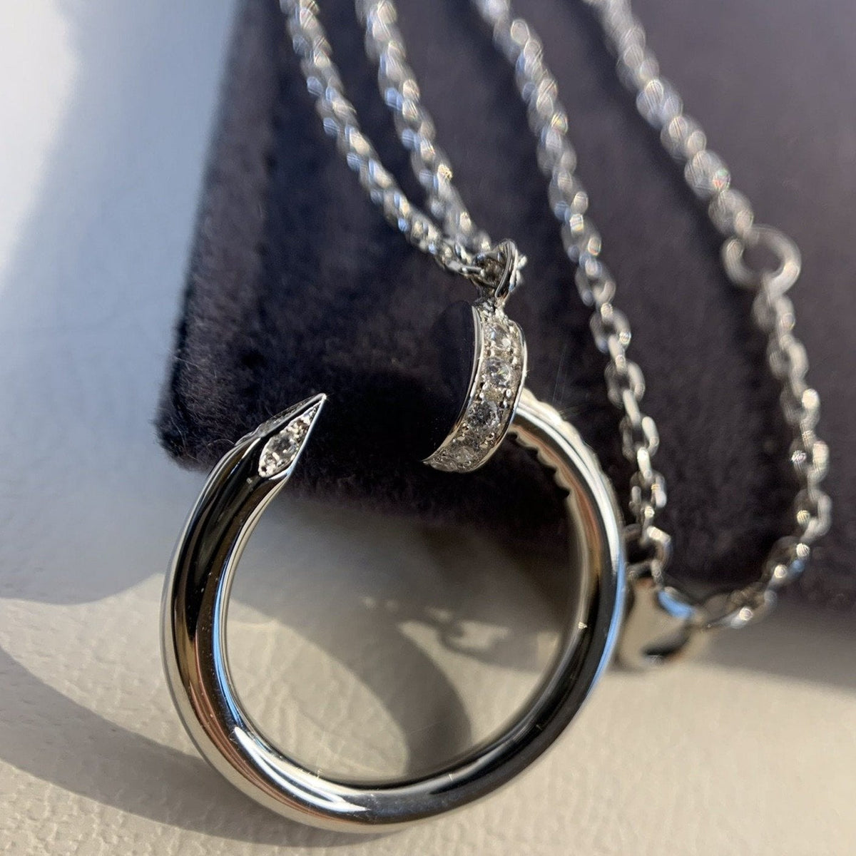 {
  "[Super CiCi ]": "[Super CiCi ]",
  "JUSTE NECKLACE SILVER": "JUSTE HALSKETTE SILBER"
}
