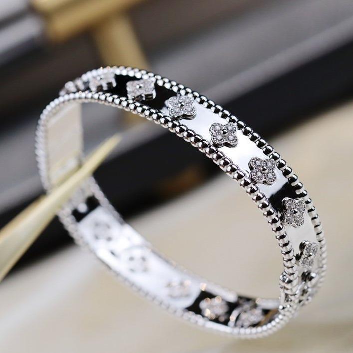 [Super CiCi] KLEEBLATT-ARMBAND 8MM DIAMANTEN