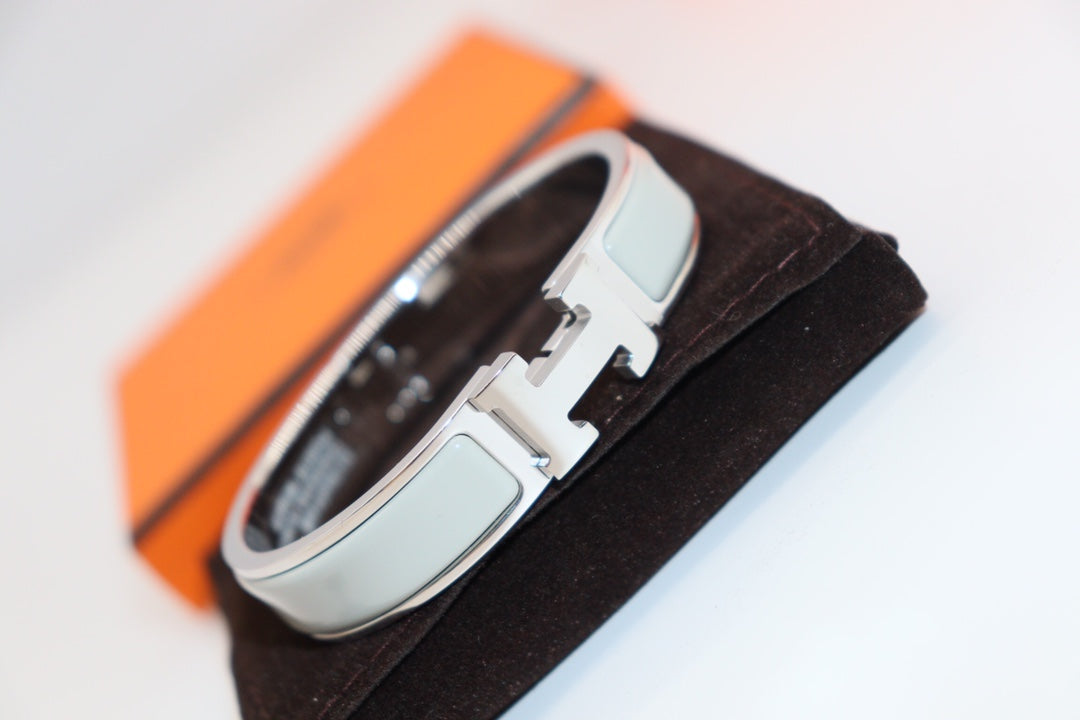 [Super CiCi ]H HELLBLAUES ARMBAND