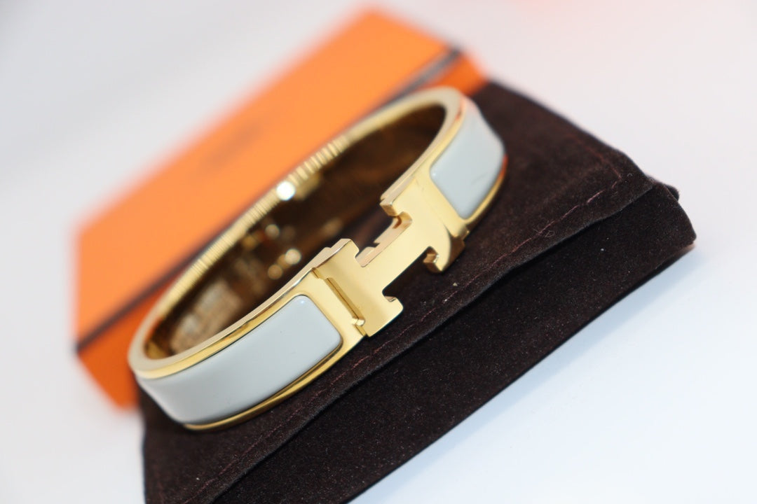 [Super CiCi ]H HELLBLAUES ARMBAND