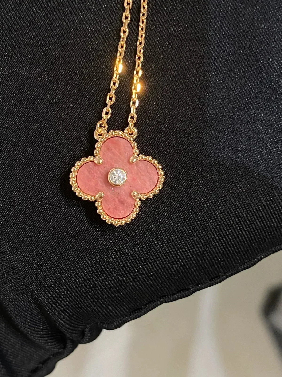 [Super CiCi ]CLOVER 15MM DIAMOND RHODONIT-HALSKETTE