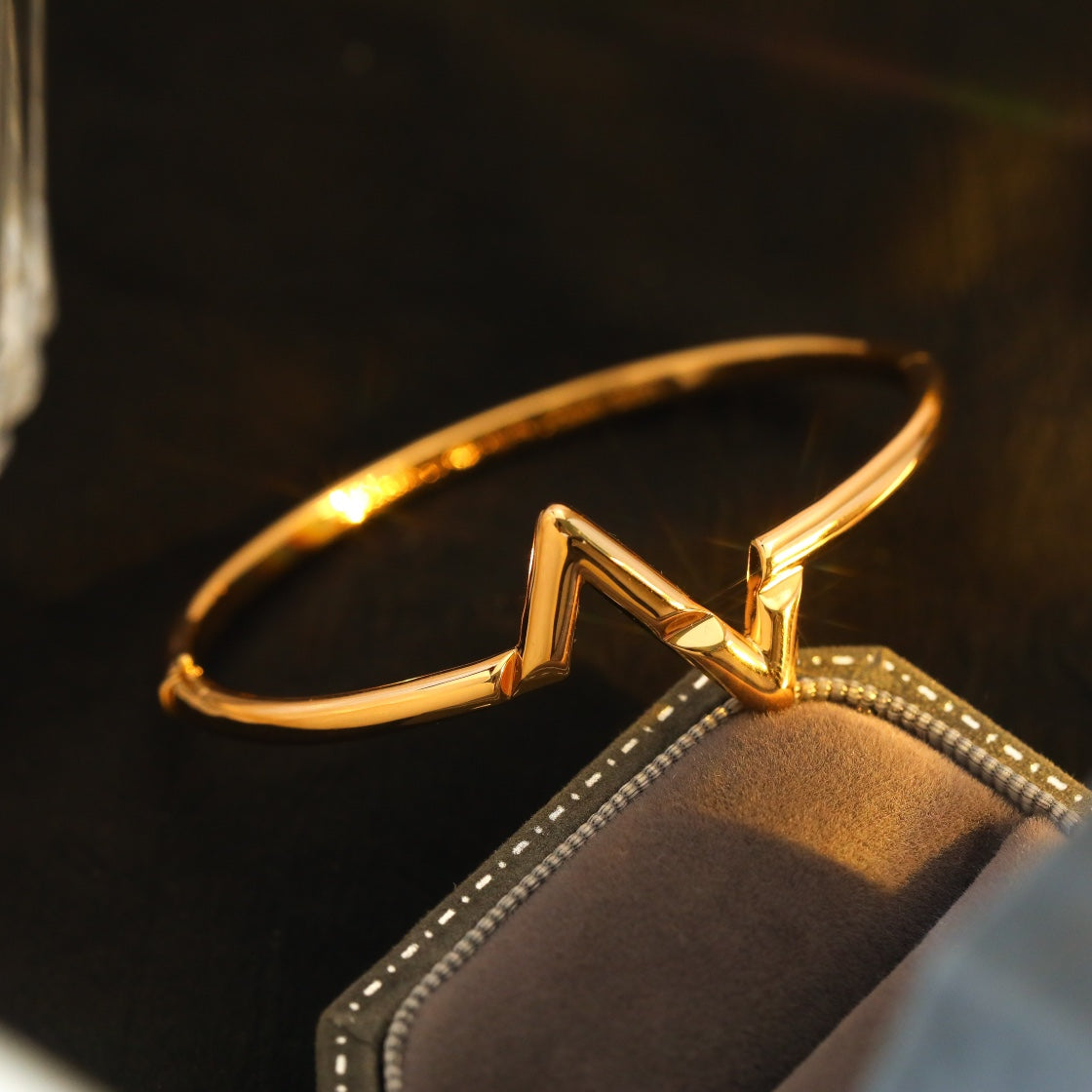 [Super CiCi ]VOLTE UPSIDE DOWN ARMBAND