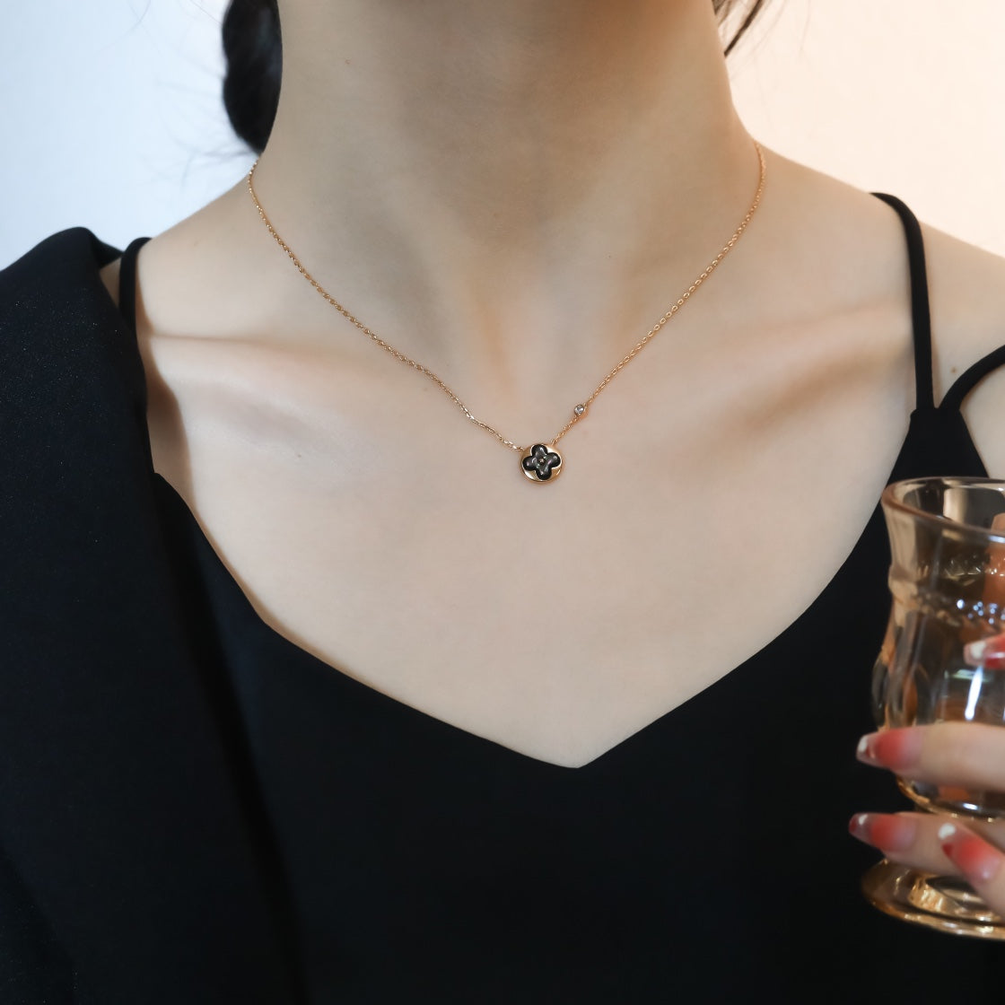 [Super CiCi ]SUN ANHÄNGER ROSÉGOLD 1 DIAMANT HALSKETTE