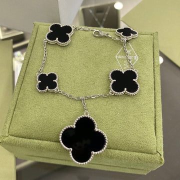 [Super CiCi ]CLOVER 5 MOTIFS SIVLER ONYX BRACELET