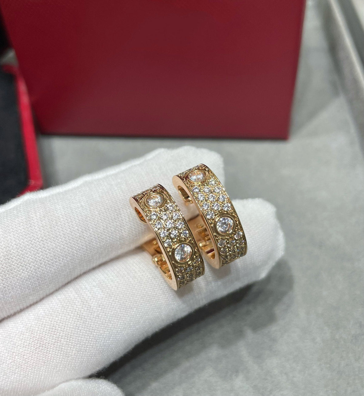 [Super CiCi ]5,5 MM DIAMANT-PAVÉ-OHRRINGE