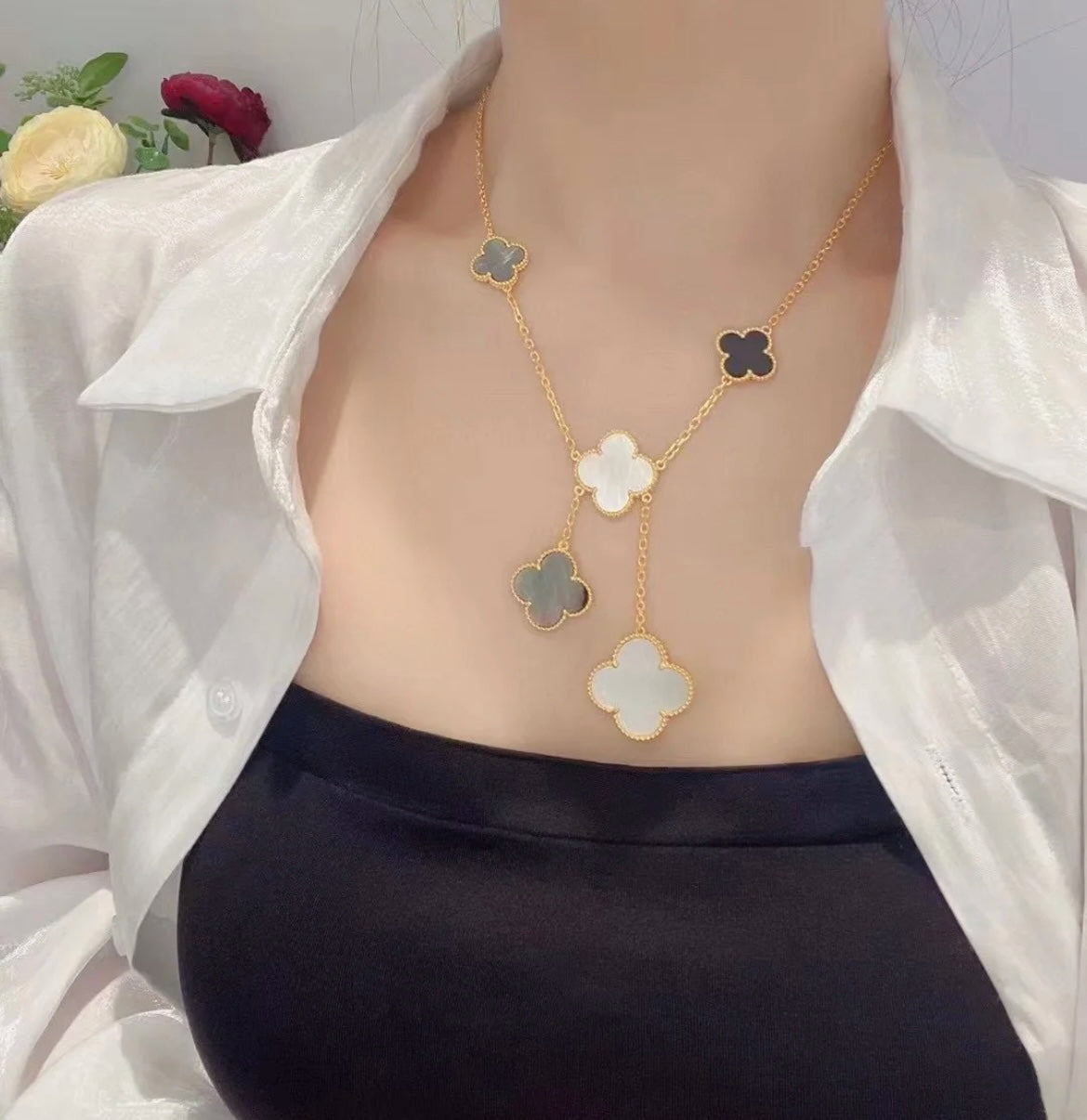 [Super CiCi] CLOVER 6-MOTIV PERLMUTT ONYX GOLDHALSKETTE