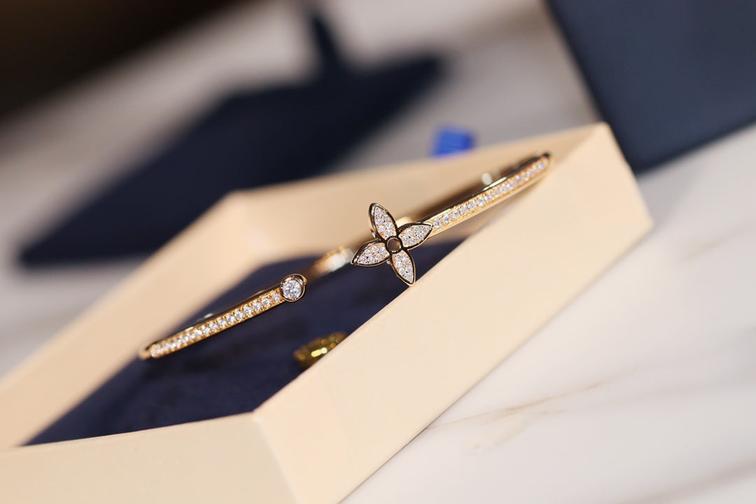 [Super CiCi ]IDYLLE GOLD-ARMBAND OFFEN MIT DIAMANT-PAVÉ