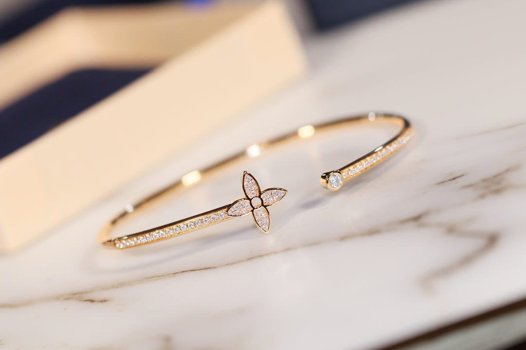 [Super CiCi ]IDYLLE GOLD-ARMBAND OFFEN MIT DIAMANT-PAVÉ