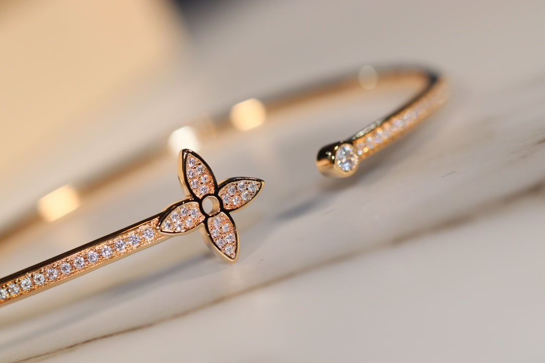 [Super CiCi ]IDYLLE GOLD-ARMBAND OFFEN MIT DIAMANT-PAVÉ