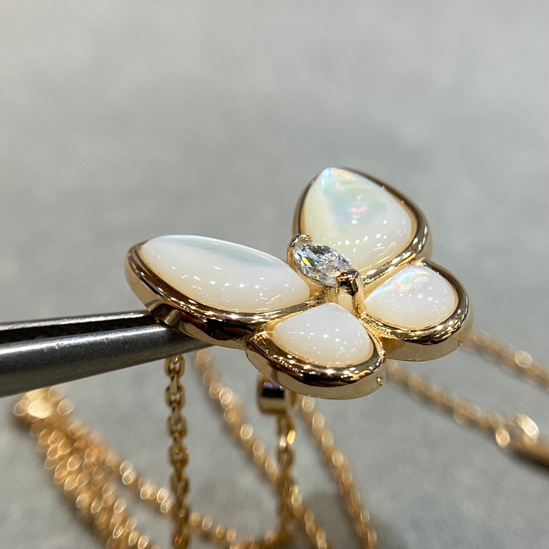 [Super CiCi ]SCHMETTERLINGS-MOPS-DIAMANTKETTE