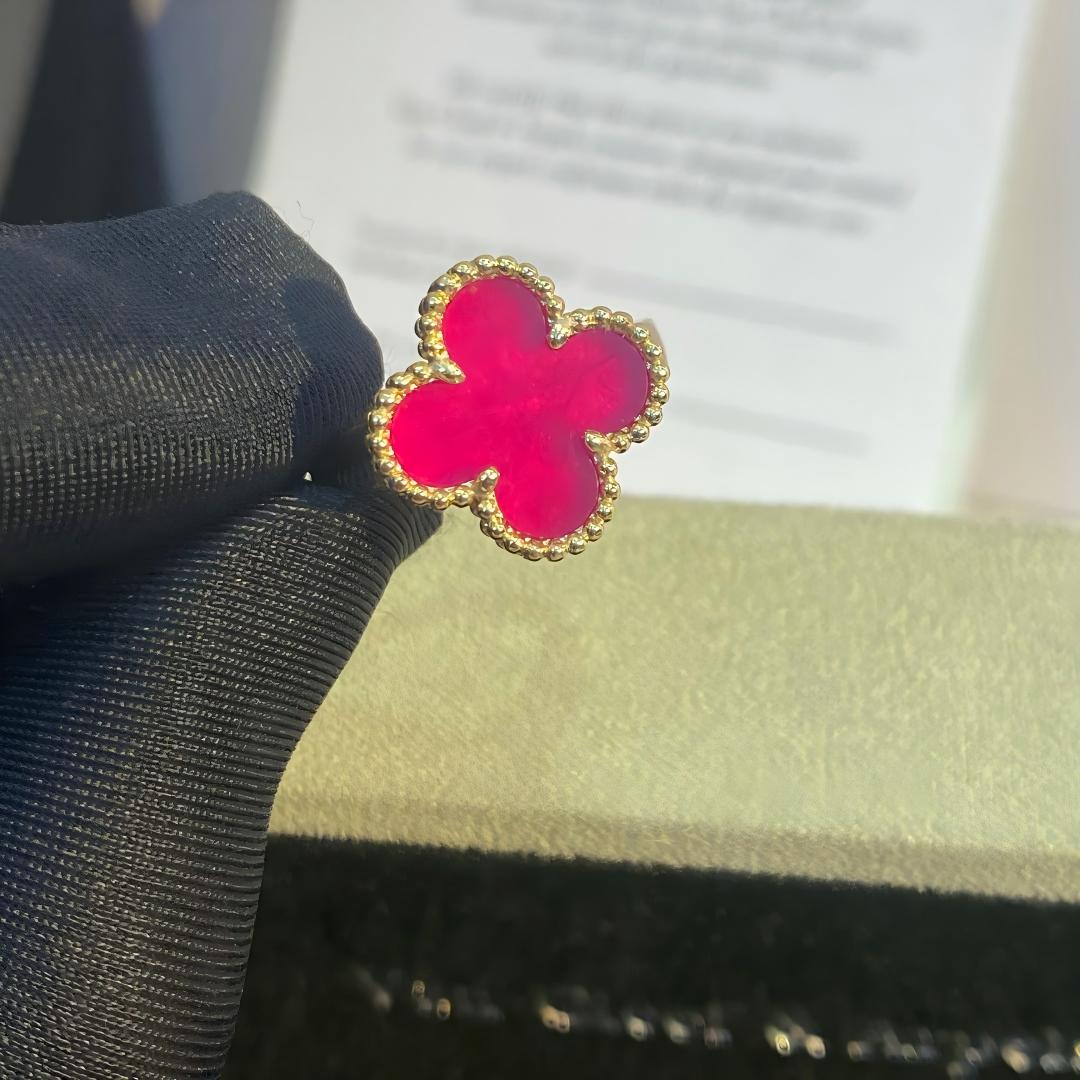[Super CiCi]NEUE KLEEBATT-RINGE IN ROSA EMAILLE