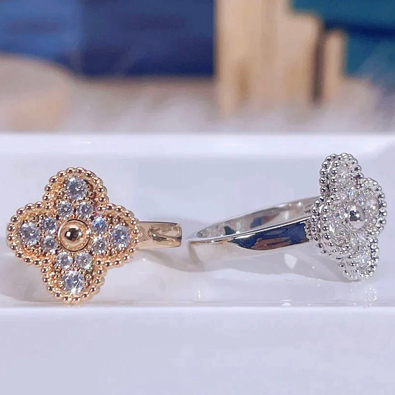 [Super CiCi ]CLOVER DIAMANT-RING