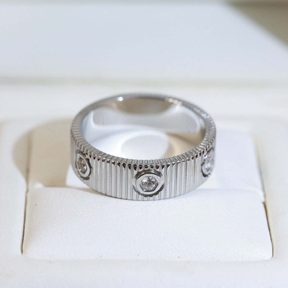 [Super CiCi]LOVE 6.5MM UNLIMITED RING, 6 DIAMONDS