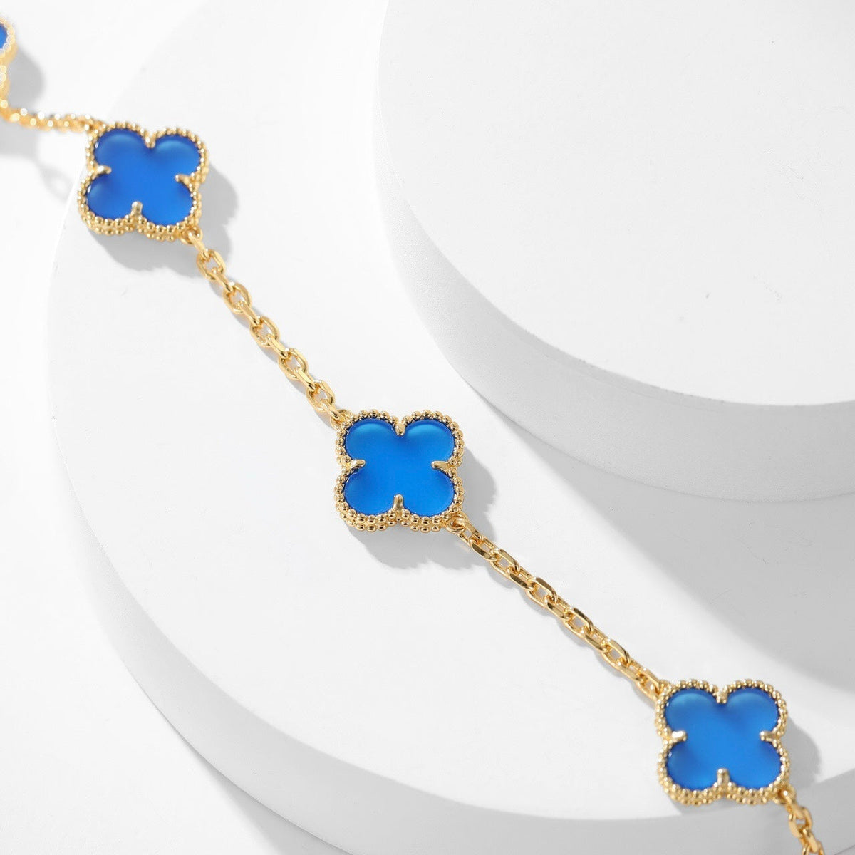 [Super CiCi ]CLOVER HALSKETTE MIT 10 MOTIVEN UND BLAUEM ACHAT
