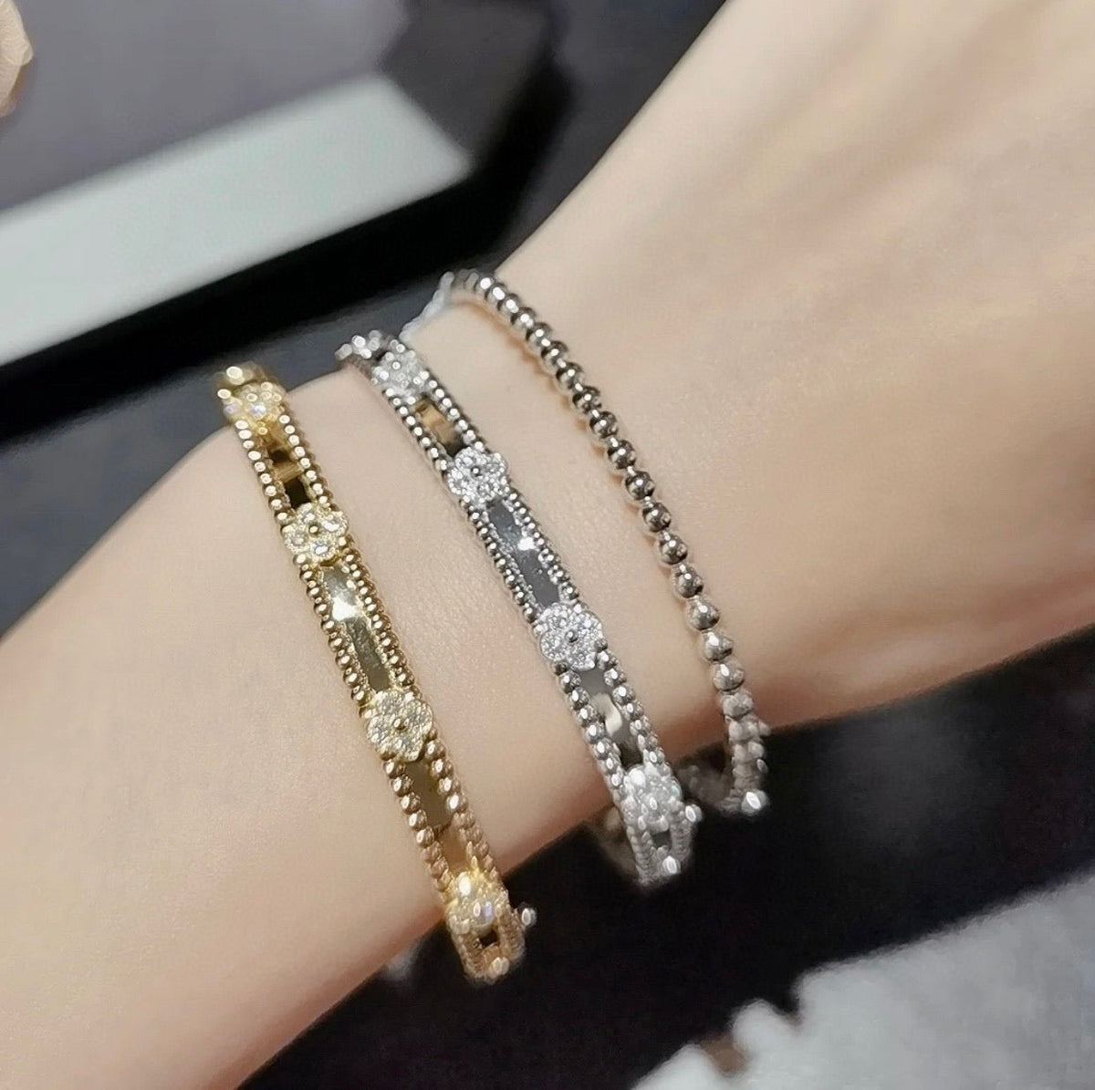 [Super CiCi ]KLEEBATT-ARMBAND 4MM DIAMANTEN