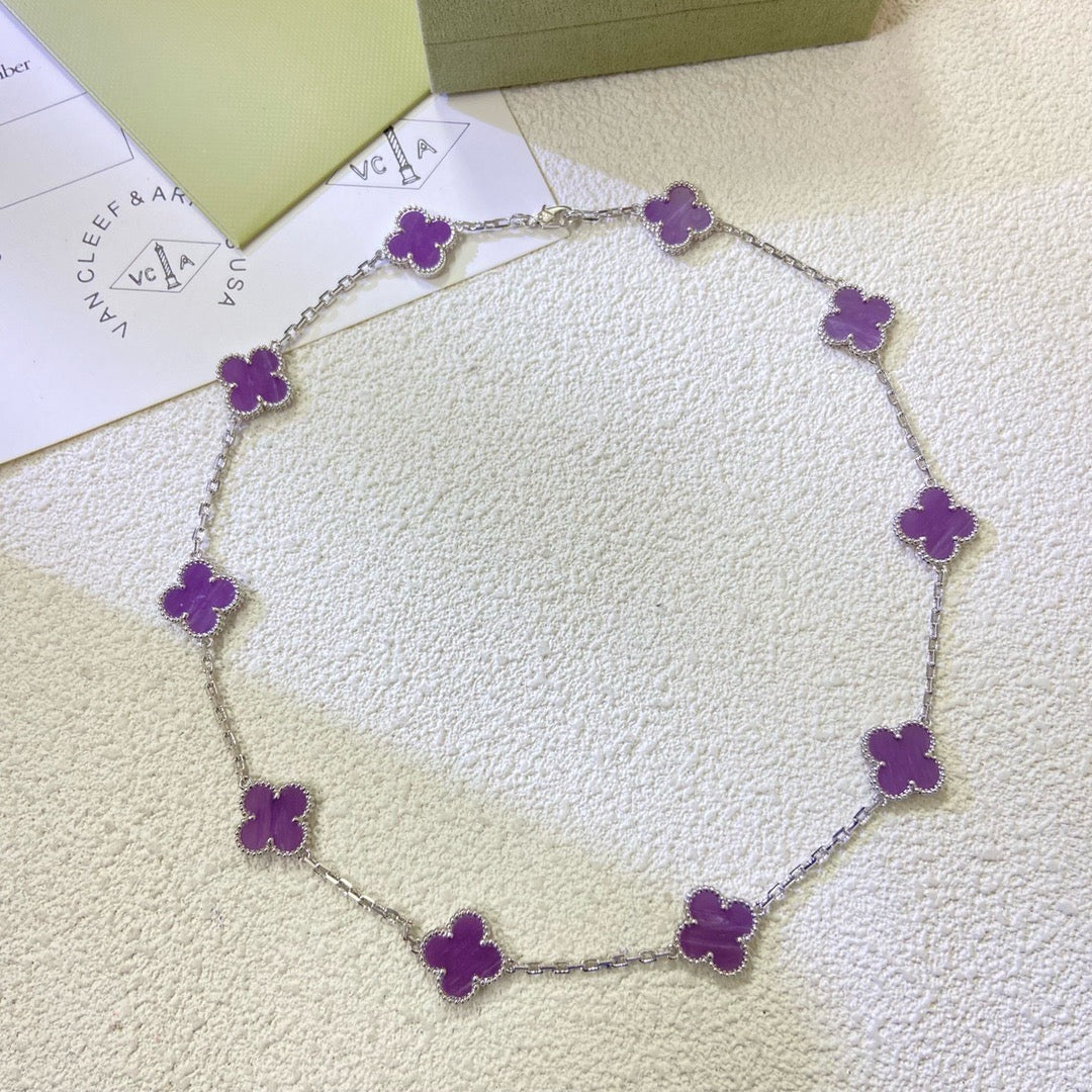 [Super CiCi ]CLOVER HALSKETTE MIT 10 MOTIVEN VIOLETT
