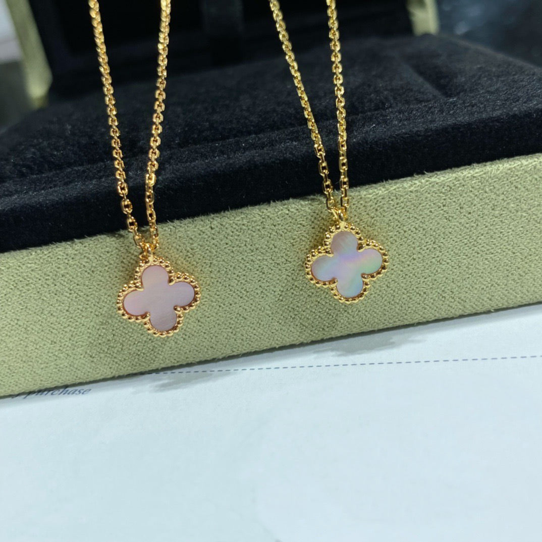 [Super CiCi] CLOVER 15MM ROSA PERLMUTT EINZELBLUMEN-HALSKETTE