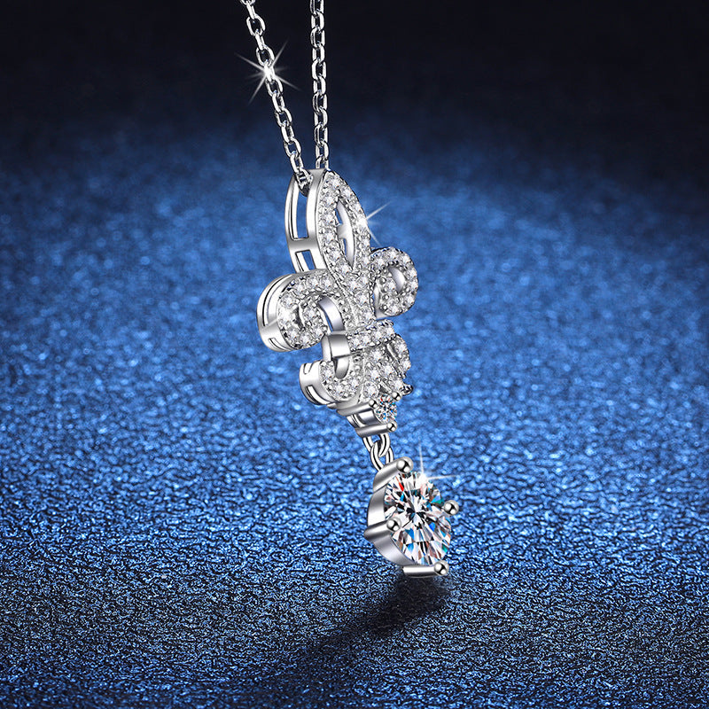 [Super CiCi]ROYAL FLEUR-DE-LIS MOISSANITE PENDANT NECKLACE