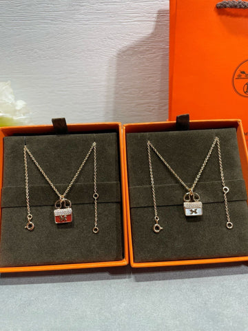 {
  "Super CiCi ": "Super CiCi ",
  "H CIRCE MOISSANITE PENDANT NECKLACE GOLD": "H CIRCE MOISSANIT-ANHÄNGER-HALSKETTE GOLD"
}