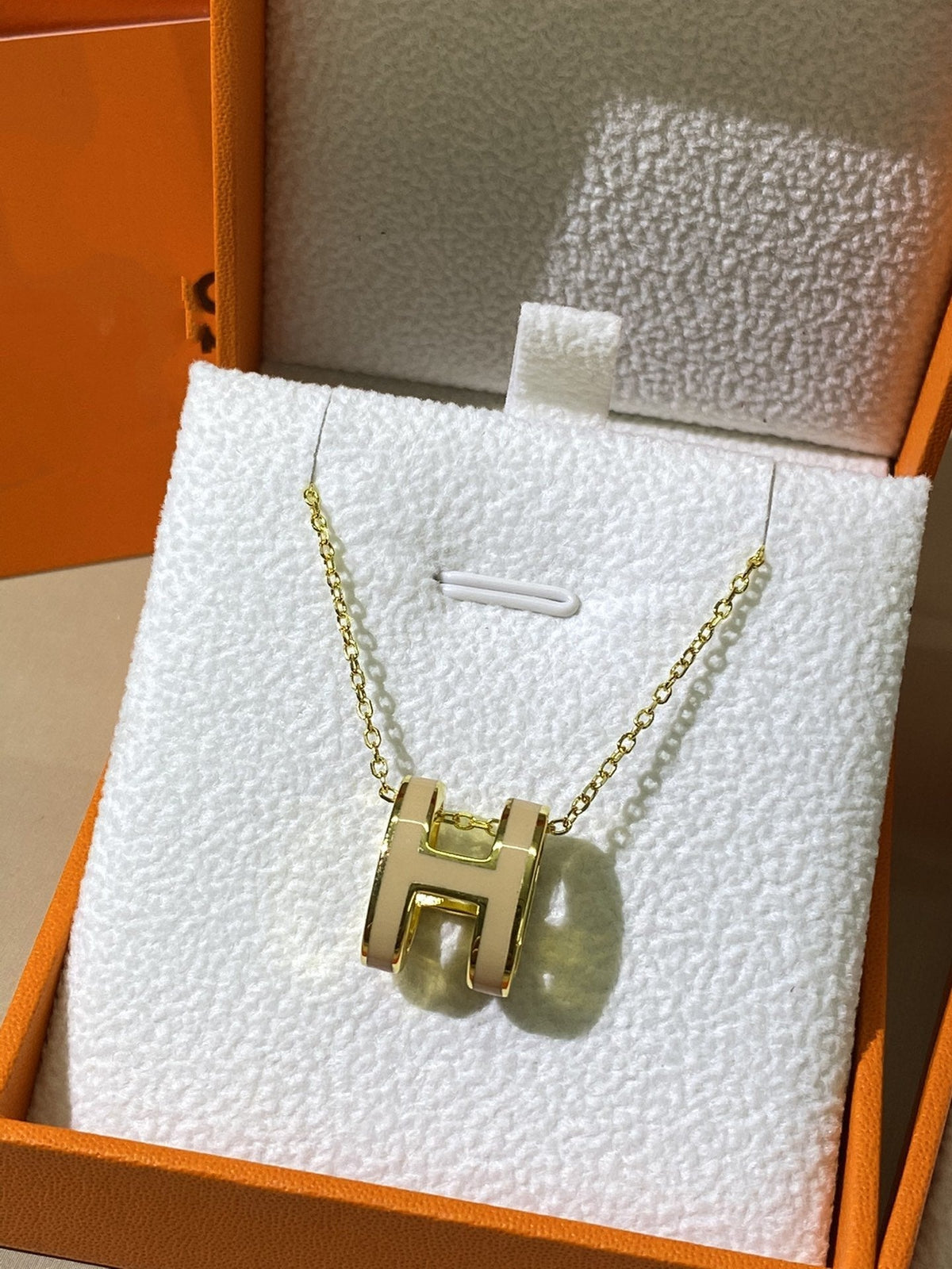 [Super CiCi ]HM CLIC GELBE EMAILLE GOLDHALSKETTE