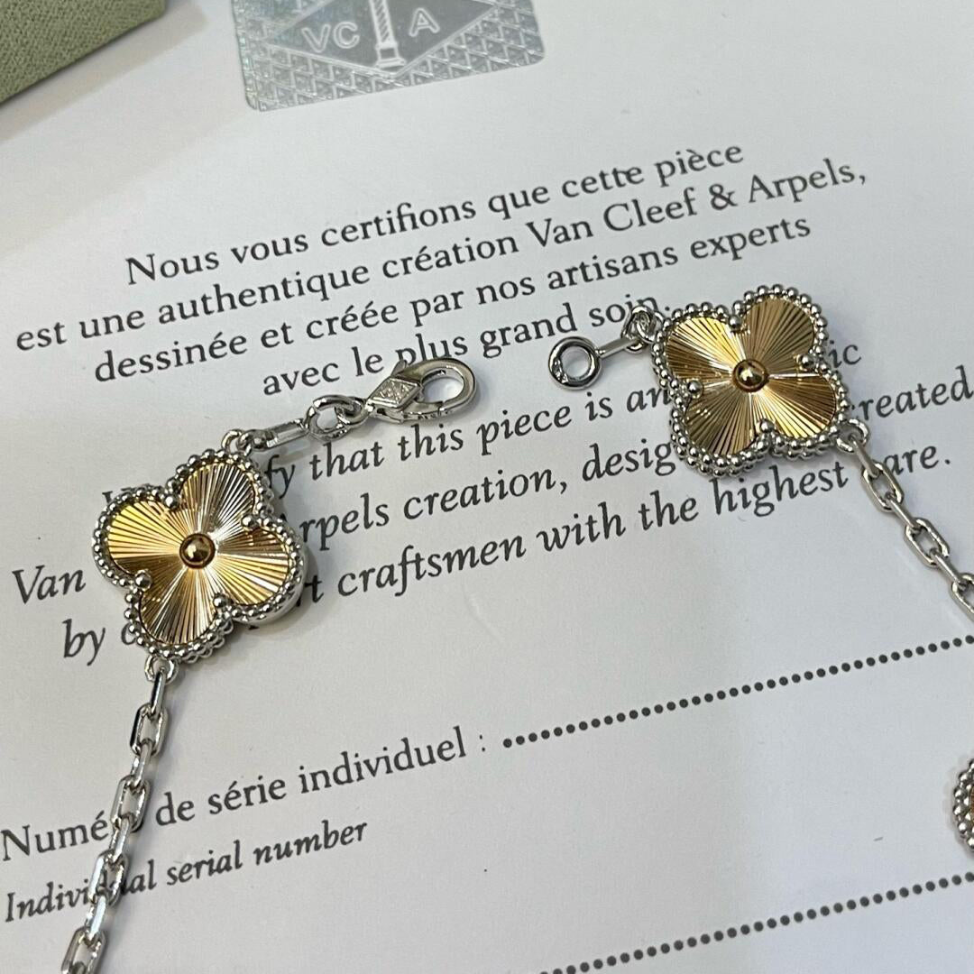 [Super CiCi ]CLOVER  5 MOTIVE  WEIHNACHTS-LIMITIERTE EDITION ARMBAND