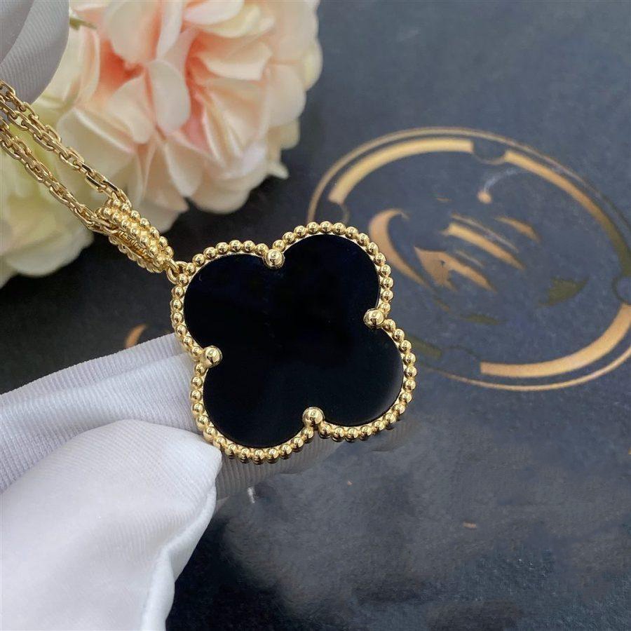 [Super CiCi ]CLOVER 25MM GOLD ONYX GROSSE CLOVER-HALSKETTE